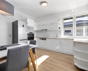 PREDANÉ- 4 IZBOVÝ- BUNGALOV-109m2- MILOSLAVOV