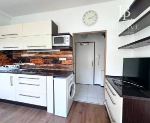 PRENAJATÉ- BE.LIVE COMPANY- PRENÁJOM- GARSÓNKA- STARÉ MESTO