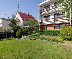 PREDAJ- 5-IZBOVÝ- RODINNÝ DOM- DVOJGARÁŽ- KRÁĽOVSKÉ ÚDOLIE