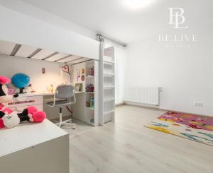 PREDANÉ -NA PREDAJ- KRÁSNY- 3-IZBOVÝ BYT- 74M2- SENEC