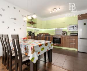 PREDANÉ -NA PREDAJ- KRÁSNY- 3-IZBOVÝ BYT- 74M2- SENEC