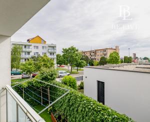 PREDANÉ -NA PREDAJ- KRÁSNY- 3-IZBOVÝ BYT- 74M2- SENEC