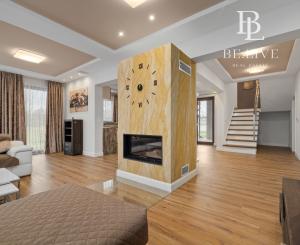 PREDANÉ- PREDAJ- 6 IZBOVÝ- VYSOKÁ PRI MORAVE