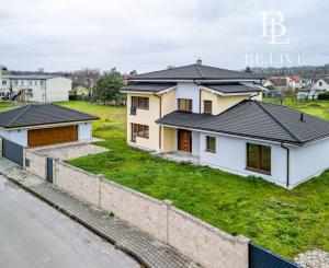 PREDANÉ- PREDAJ- 6 IZBOVÝ- VYSOKÁ PRI MORAVE