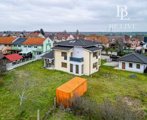 PREDANÉ- PREDAJ- 6 IZBOVÝ- VYSOKÁ PRI MORAVE