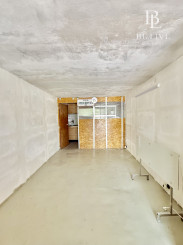 GARÁŽ-ZREKONŠTRUOVANÁ- PREDAJ- 24m2- KARLOVÁ VES