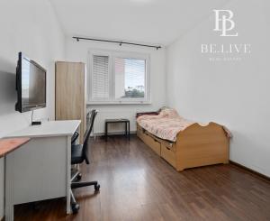 PREDANÉ-3IZBOVÝ BYT-PREDAJ- S PIVNICOU- PETRŽALKA