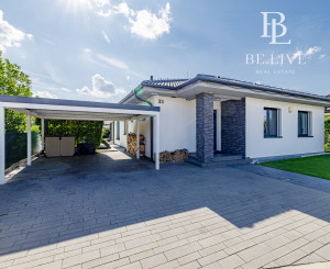 REZERVOVANÉ- SMART- BUNGALOV-  4IZBOVÝ- BAZÉN- BERNOLÁKOVO