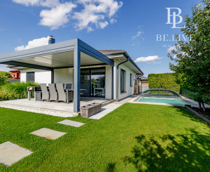 REZERVOVANÉ- SMART- BUNGALOV-  4IZBOVÝ- BAZÉN- BERNOLÁKOVO
