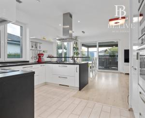 REZERVOVANÉ- SMART- BUNGALOV-  4IZBOVÝ- BAZÉN- BERNOLÁKOVO