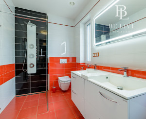 REZERVOVANÉ- SMART- BUNGALOV-  4IZBOVÝ- BAZÉN- BERNOLÁKOVO