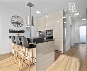 PRENÁJOM- 4-IZBOVÝ MODERNÝ- RODINNÝ DOM- MALINOVO/ TRI VODY