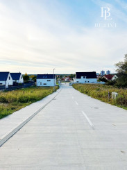 EXKLUZÍVNY STAVEBNÝ POZEMOK V NAJPRESTÍŽNEJŠEJ ČASTI STUPAVY 