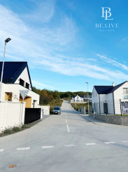 EXKLUZÍVNY STAVEBNÝ POZEMOK V NAJPRESTÍŽNEJŠEJ ČASTI STUPAVY 