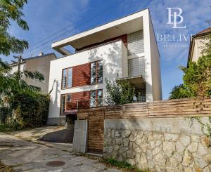 PREDAJ- INVESTIČNÝ- 5- IZBOVÝ- DOM- S BAZÉNOM- KARLOVÁ VES- BRATISLAVA 