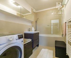 BE.LIVE COMPANY- PREDAJ- KRÁSNY VEĽKOMETRÁŽNY 2i BYT- S GARÁŽOVÝM STÁTÍM A PIVNICOU