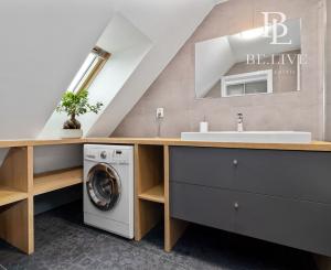 BE.LIVE COMPANY- NA PREDAJ- ÚTULNÝ- A- ZAUJÍMAVÝ- 2-IZBOVÝ- MEZANÍN- RUŽINOV- KOŠICKÁ ULICA 