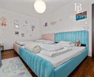 BE.LIVE COMPANY- PREDAJ- EXKLUZÍVNY- 5-IZBOVÝ DOM- EKOOSADA-  VEĽKÉ UĽANY