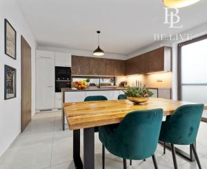 BE.LIVE COMPANY- PREDAJ- EXKLUZÍVNY- 5-IZBOVÝ DOM- EKOOSADA-  VEĽKÉ UĽANY