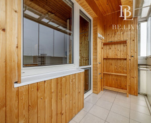 REZERVOVANÝ- BE.LIVE COMPANY - NA PREDAJ - NADŠTANDARDNE VEĽKÝ 1-IZBOVÝ BYT S BALKÓNOM – SKVELÁ DISPOZÍCIA A NÁDHERNÝ VÝHĽAD - CHROBÁKOVÁ -DÚBRAVKA