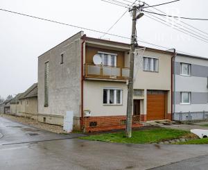 BE.LIVE COMPANY- PREDAJ- INVESTIČNÝ- STAVEBNÝ- POZEMOK- 2287m²- VLKY- TOMÁŠOV