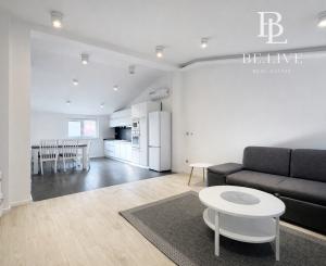 PRENAJATÝ- BE.LIVE COMPANY- PRENÁJOM- 2-IZBOVÝ BYT- S PARKOVANÍM- BRATISLAVSKÁ- ŠAMORÍN