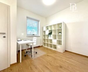 BE.LIVE COMPANY- PRENÁJOM- VEĽKORYSÝ- 3-IZBOVÝ- BYT- STARÉ MESTO- LANGSFELDOVA 