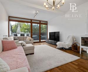 BE.LIVE COMPANY- PRENÁJOM- 5- IZBOVÝ- DOM- S BAZÉNOM- KARLOVÁ VES- BRATISLAVA 