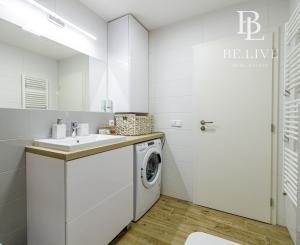 BE.LIVE COMPANY | NA PREDAJ | MODERNÝ 1-IZBOVÝ BYT | KOMPLETNE ZARIADENÝ | BALKÓN | KOBKA V CENE | TEHELNÉ POLE – BAJKALSKÁ