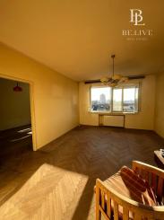 REZERVOVANÉ-BE.LIVE COMPANY- PREDAJ- NEUVERITEĽNÝ- 3- IZBOVÝ- BYT - PÔVODNÝ STAV- RIAZANSKÁ- NOVÉ MESTO