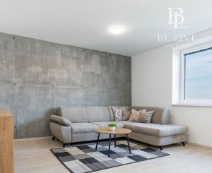 BE.LIVE COMPANY- PRENÁJOM- 2-IZBOVÝ BYT- PARKOVACIE STÁTIE- ŠÁMOT- ŠAMORÍN 