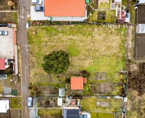 BE.LIVE COMPANY- PREDAJ- SLNEČNÝ- STAVEBNÝ POZEMOK - TICHÁ LOKALITA - BLÍZKO CENTRA - MALACKY