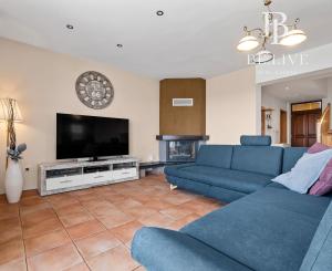 BE.LIVE COMPANY- PREDAJ- 4-IZBOVÝ- RODINNÝ DOM- S GARÁŽOU- VÍRIVKOU- VEĽKOU ZÁHRADOU- TUREŇ- SENEC