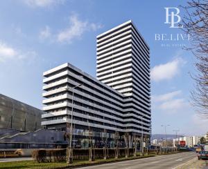 BE.LIVE COMPANY | NA PREDAJ | ŠTÝLOVÝ 1-IZBOVÝ BYT | ZARIADENÝ NA MIERU | BALKÓN | KOBKA V CENE | TEHELNÉ POLE - BAJKALSKÁ