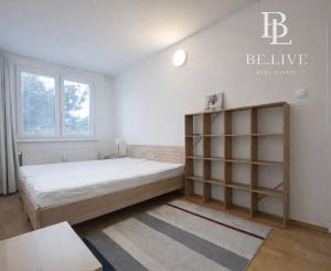 BE.LIVE COMPANY- PRENÁJOM- 2-IZBOVÝ BYT- RUŽINOV- REZEDOVÁ ULICA- PRI OC RETRO 