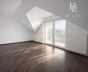 BE.LIVE COMPANY - NA PREDAJ – VEĽKORYSÝ 3-IZBOVÝ BYT S 4 BALKÓNMI – VEĽKÁ PIVNICA - PARKING - STUPAVA, DLHÁ ULICA