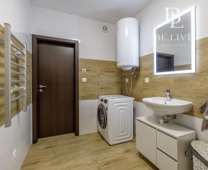 BE.LIVE COMPANY- PREDAJ- 2- IZBOVÝ- DIZAJNOVÝ- BYT-KLIMATIZÁCIA- PARKOVACIE STÁTIA-NOVÁ DEDINKA