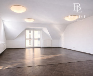 BE.LIVE COMPANY - NA PREDAJ – VEĽKORYSÝ 3-IZBOVÝ BYT S 4 BALKÓNMI – VEĽKÁ PIVNICA - PARKING - STUPAVA, DLHÁ ULICA