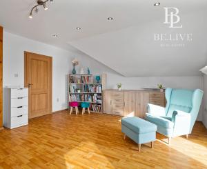 BE.LIVE COMPANY- PREDAJ- 4-IZBOVÝ- RODINNÝ DOM- GARÁŽ- VÍRIVKA- VEĽKÝ POZEMOK- TUREŇ- SENEC 