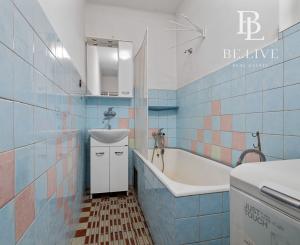 BE.LIVE COMPANY- PREDAJ- RODINNÝ DOM- VEĽKÝ POZEMOK- 2287m2- VLKY- PRI TOMÁŠOVE- SENEC 