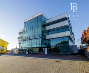 BE.LIVE COMPANY– PRENÁJOM– ADMINISTRATÍVNA BUDOVA– SHOWROOM- KANCELÁRIE- NOVOZÁMOCKÁ, NITRA