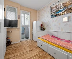 REZERVOVANÝ- BE.LIVE COMPANY- PREDAJ- 4- IZBOVÝ – TOPOLČIANSKA- PETRŽALKA