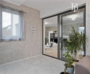 PREDANÉ- BE.LIVE COMPANY- PREDAJ- 2-IZBOVÝ- BYT- ZIMNÁ ZÁHRADA- POZEMOK- MALÝ BIEL- SENEC