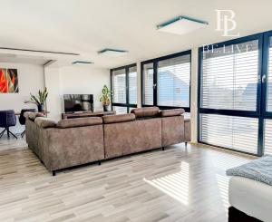 BE.LIVE COMPANY- PRENÁJOM- 1000m2- KOMERČNÝ PRIESTOR- RUŽINOV