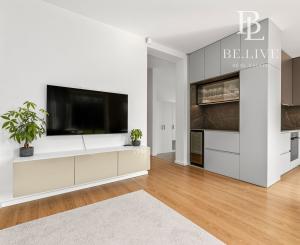 BE.LIVE COMPANY- PREDAJ- 4-IZBOVÝ- RODINNÝ DOM- 3-PARKOVACIE STÁTIA- TERASA- ZÁHRADA- MALINOVO- TRI VODY 