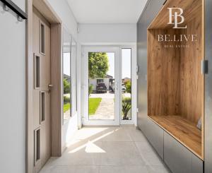 BE.LIVE COMPANY- PREDAJ-4- IZBOVÝ- RODINNÝ DOM- SÚKROMNÁ ULICA- HVIEZDOSLAVOV