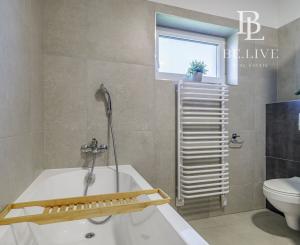 BE.LIVE COMPANY- PREDAJ-4- IZBOVÝ- RODINNÝ DOM- SÚKROMNÁ ULICA- HVIEZDOSLAVOV