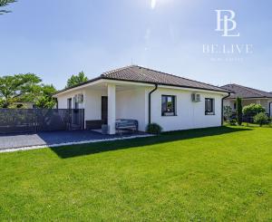 BE.LIVE COMPANY- PREDAJ-4- IZBOVÝ- RODINNÝ DOM- SÚKROMNÁ ULICA- HVIEZDOSLAVOV