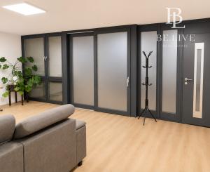 BE.LIVE COMPANY- NA PREDAJ- 1000m2- KOMERČNÝ PRIESTOR- POLYFUNKČNÁ BUDOVA- RUŽINOV- KOMÁRŇANSKÁ ULICA 