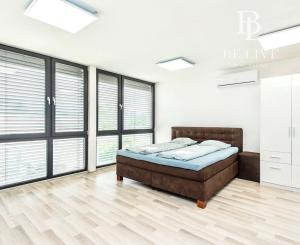 BE.LIVE COMPANY- NA PREDAJ- 1000m2- KOMERČNÝ PRIESTOR- POLYFUNKČNÁ BUDOVA- RUŽINOV- KOMÁRŇANSKÁ ULICA 